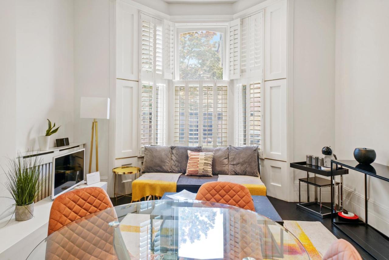 1 & 2 Bed Cosy Apartments Next To Earls Court Free Wifi ลอนดอน ภายนอก รูปภาพ